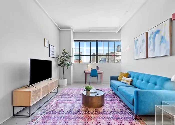 Cozysuites Trendy 1br, Downtown Apartment *
